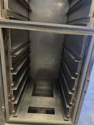 Henny Penny HC900 Heated Holding Mobile Cabinet