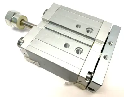 New | in-Stock Festo Pneumatic Guided Drive Cylinder 40mm Stroke 532318 Pneumatic Cylinders Michigan US | Maverick Industrial Sales #1392972
