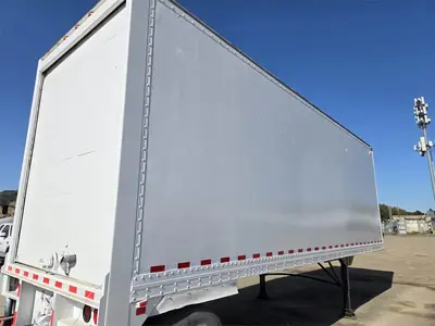 USED 1987 ALLOY TRAILERS 27FT