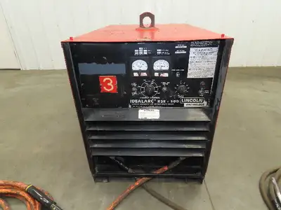 Lincoln 8794 M IDEALARC R3R 500 DC Arc Welding Power Souce Welder 230/460 3PH