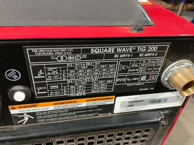 Used LINCOLN ELECTRIC SQUARE WAVE® TIG 200 TIG WELDER Tig Welders Michigan US | Miedema Asset Management Group #1423448