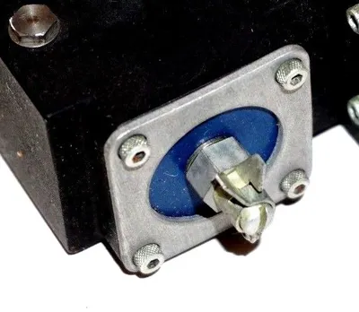 NEW STEVENS ARNOLD INC. 56-37-10-1 VIBRATING CAPACITOR VC-1020/500, 5637101