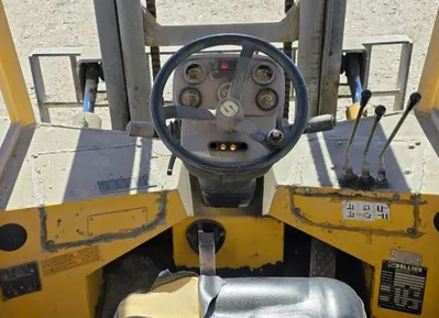 USED 2006 SELLICK S-80