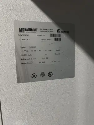 Used MASTER-BILT IM-23GB Display Refrigerators Florida US | BAM Discount Restaurant Equipment #1390534