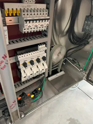 USED 2022 ROLLSTOCK INC. RA-200/355 ALUMINUM VACUUM PACKAGING (THERMOFORMING PACKAGING)