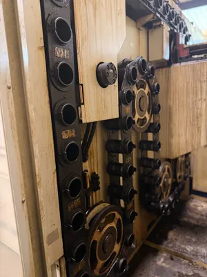 2002 DAEWOO DHM 500 Horizontal Machining Centers | Tight Tolerance Machinery (7)