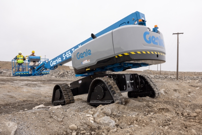 USED 2014 Genie S65TRAX