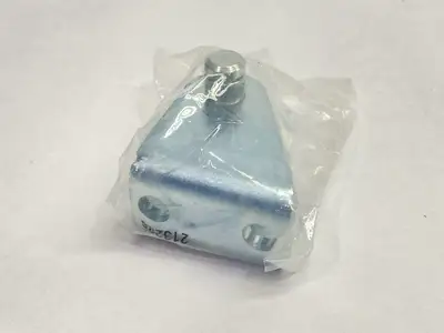 LBN-40 | Festo  Clevis Foot 195861 - New