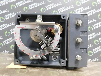 Fisher 3582A Pneumatic Valve Positioner 6-18 PSI Used