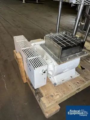 USED Boedecker Company Boedecker Rotary Airlock, Model RU-02, 9" x 9"
