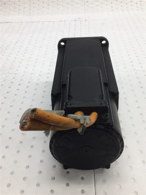 USED INDRAMAT MKD071B-061-KGO-KN-PERMANENT MAGNET MOTOR