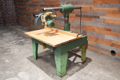 Victory 15″ Radial Arm Saw