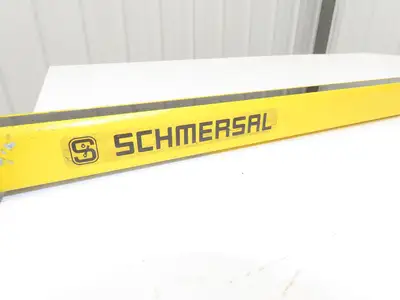 Schmersal SLC440COM-R-1450-14 Safety Light Curtain Receiver Only -Needs Repair