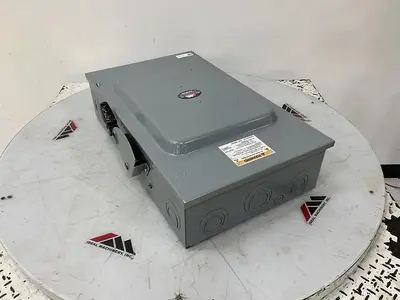 USED SQUARE D H364