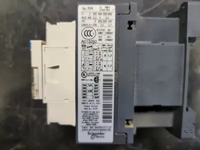 USED TELEMECANIQUE LC1D09F7