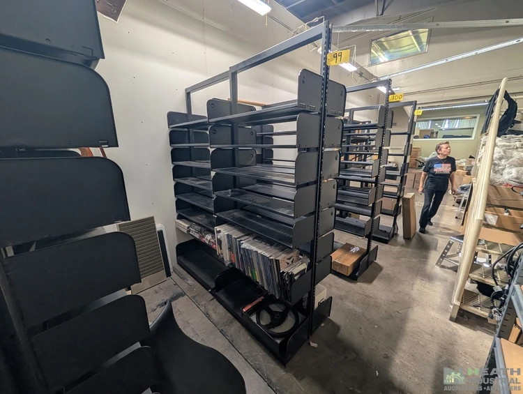 Used _UNKNOWN_ DOUBLE SIDED SHELVING UNIT 7 FT X 22 IN X 7 FT 2 SECTIONS Racks/Shelving Illinois US | Heath Industrial Auction Services #1546876