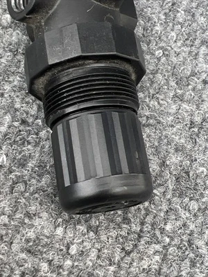 Used SPEEDAIRE 4ZK76 Air Pressure Regulators California US | Davliegogo LLC #1705464