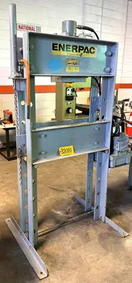 USED ENERPAC PER3042