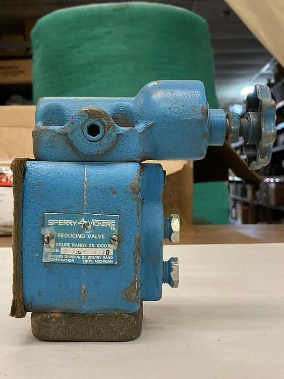 Used SPERRY VICKERS XGL03B10 Pump & Valve Parts Ohio US | Surplus Asset Holdings #1242648
