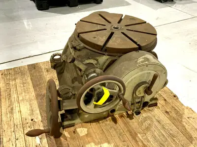 Used SOCIETE GENEVOISE ROTARY AND TILTING TABLE 17-3/4" DIAMETER Rotary Tables Michigan US | Maverick Industrial Sales #1122828