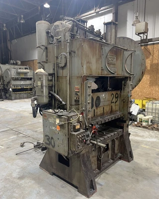 USED U.S.I. CLEARING U.S.I. CLEARING S2-100-60-36 PRESS