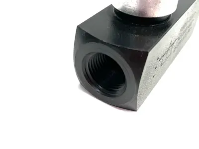 | Parker F800S-V Colorflow In-Line Flow Control Valve, 1/2" NPTF Connection - New – Open box