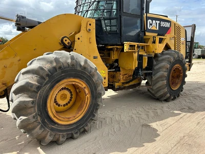 Used 2015 CATERPILLAR 950M Wheel Loaders Florida US | Intrac Machinery #1566433