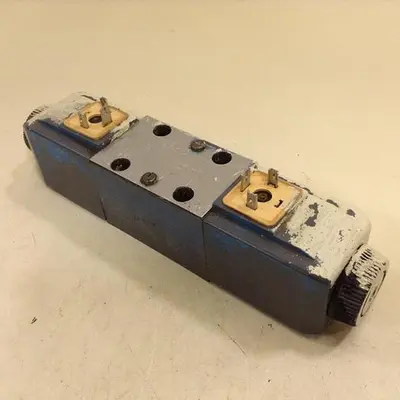 USED VICKERS DG4V-3-6C-M-U-HL7-60