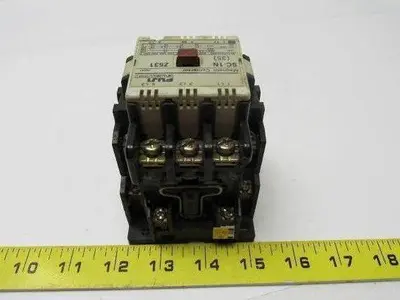 Fuji Electric SC-1N (35) Z531 Magnetic Contactor