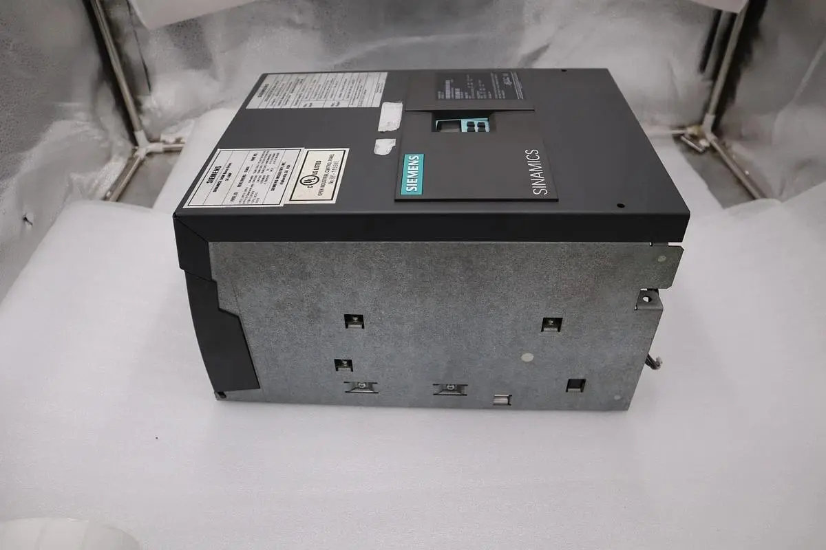 SIEMENS 6RA8018-2FV62-0AA0 DRIVE SINAMICS DCM 30A 480V - STOCK 5120CC