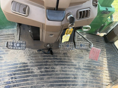 Used JOHN DEERE 6400 TRACTOR Utility Tractors Michigan US | Miedema Asset Management Group #1443281