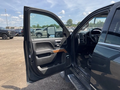 USED 2018 CHEVROLET SILVERADO 2500HD