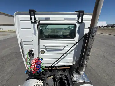 Used 2011 VOLVO VNL64T300 Conventional trucks California US | Ben Kaplan Equipment #1250886