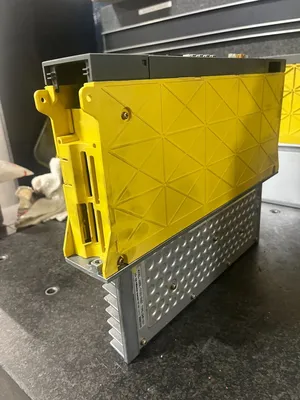 USED FANUC A06B-6096-H105