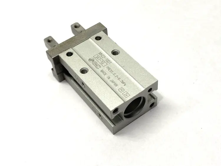 Used SMC PARALLEL AIR GRIPPER 2-FINGER DOUBLE-ACTING Pneumatic Cylinders Michigan US | Maverick Industrial Sales #1091982