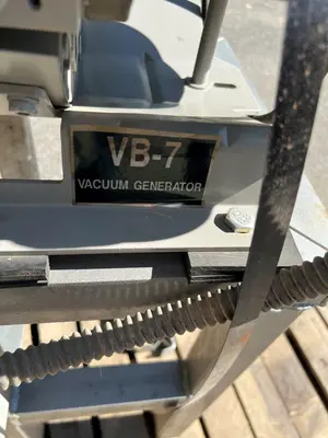 Anvers Vacuum Lift