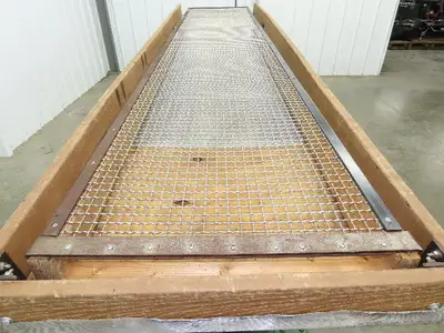 Used CARDWELL _UNKNOWN_ Vibratory Conveyors Indiana US | Arrow Industrial #1368025