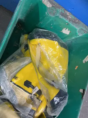 Serves Rubber Boots