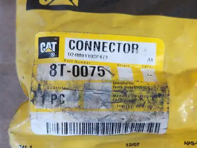 NEW CATERPILLAR 8T-0075