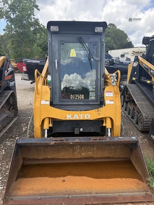 Used 2023 KATO CL35 Compact Track Loaders Tennessee US | Moore Equipment #1517243