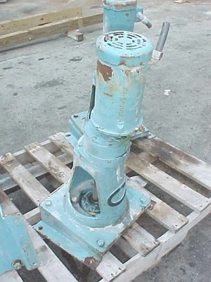 USED CHEMINEER STATIONARY MOUNT MIXER MIXER
