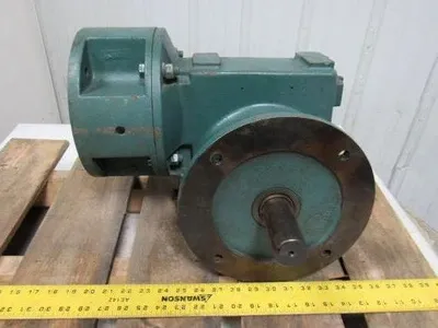 Reliance Electric 180WM28F Single Reduction Right Angle Gear Reducer 25:1 Ratio