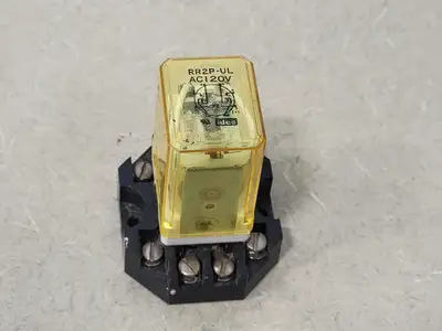 NEW IDEC RR2P-U