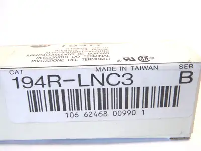 194R-LNC3 | Allen Bradley  Ser. B Terminal Shield LOT OF 2 - New