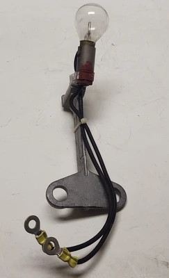 Railroad Crossing 10 VDC Light Bulb GE with Cast Aluminum Bracket Twist Lock