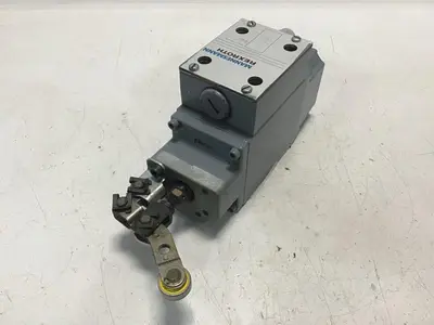 USED MANNESMANN REXROTH 54WMRC10X7031YAW