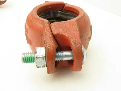 Victaulic 009N 1-1/2" Grooved Pipe Rigid Coupling w/Gasket  Lot of 10