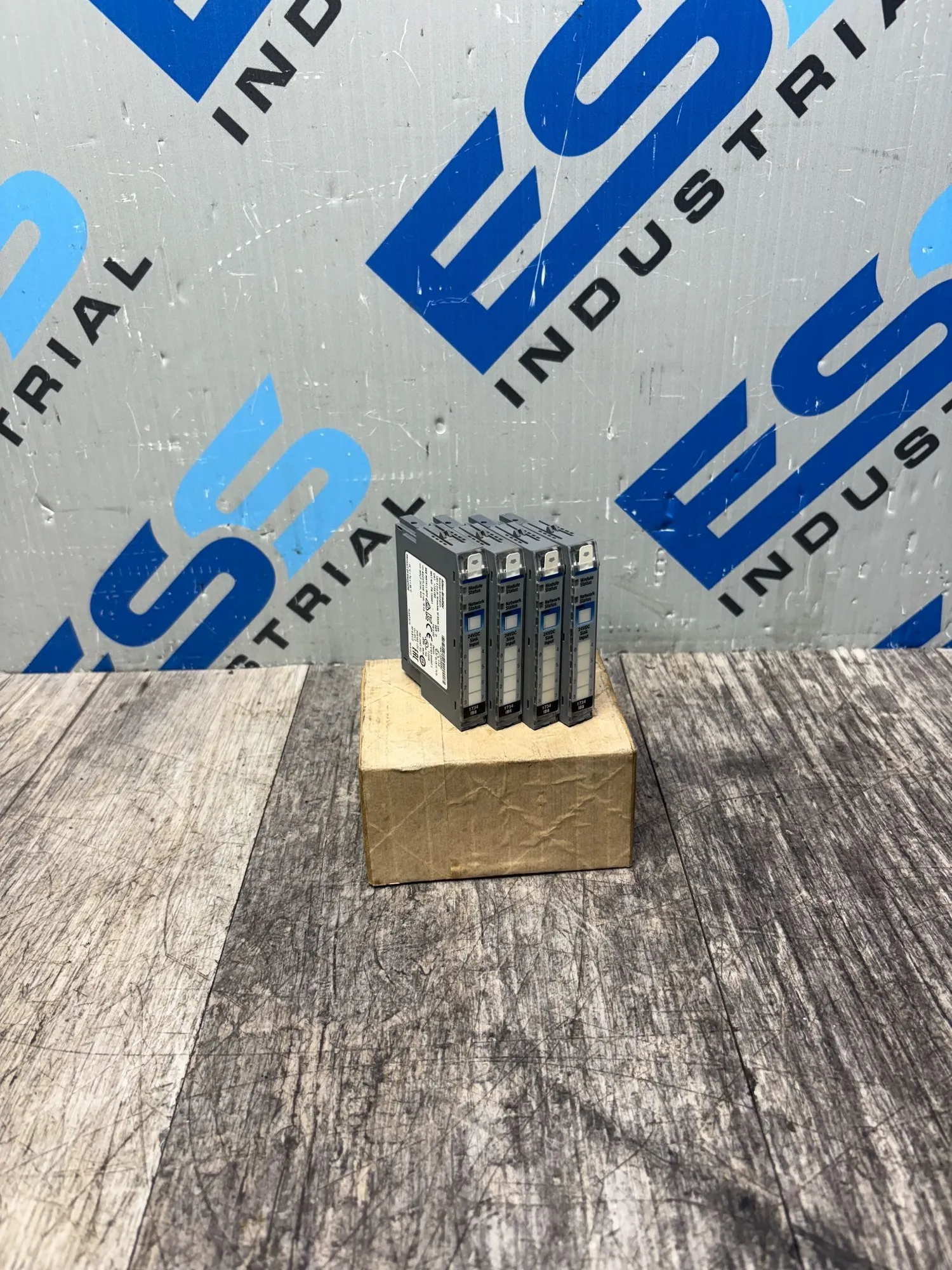USED ALLEN BRADLEY 1734-IB8
