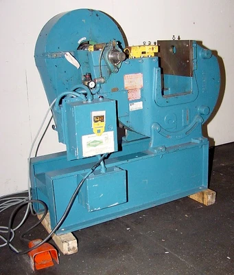 15 Ton 1" Stroke Benchmaster HORIZONTAL PRESS
