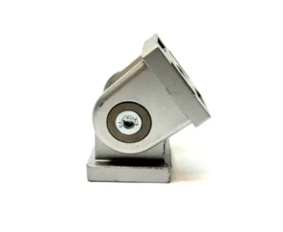 USED ROBOTUNITS ADJUSTABLE 40MM GUSSET, NO HARDWARE